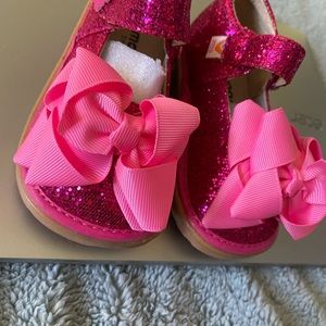 Girl shoes size 8, barely worn.